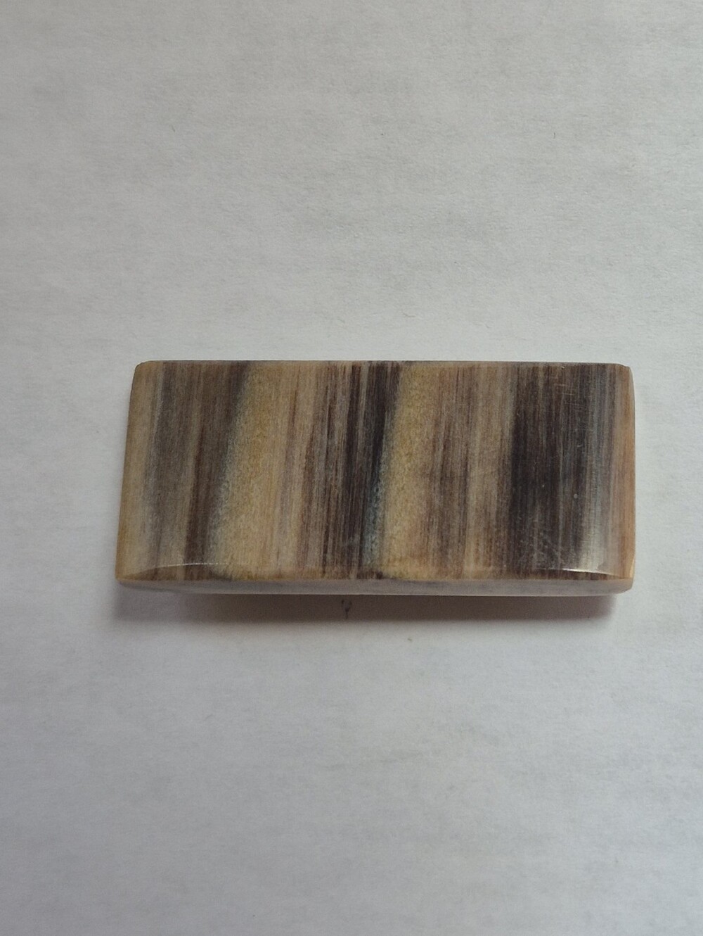 Polished Horn Brooch – Natural Striped Grain